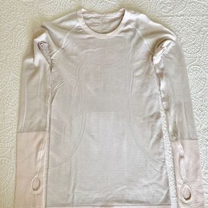 Lululemon Swiftly Tech Long Sleeve Crew Top